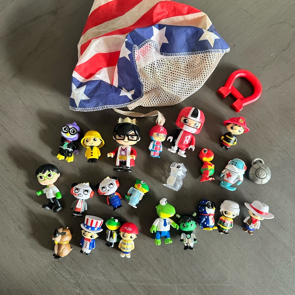 Ryan’s World Toy Bundle
